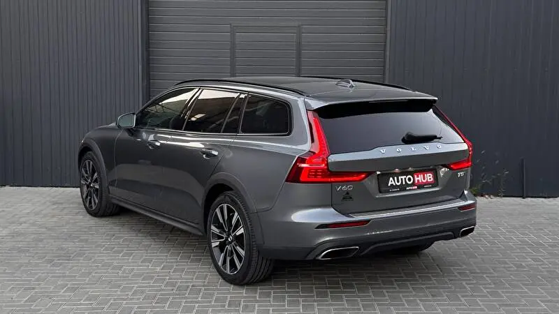 Volvo V60 2019 foto 7