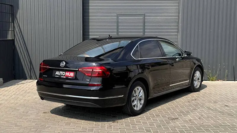 Volkswagen Passat 2017 photo 3