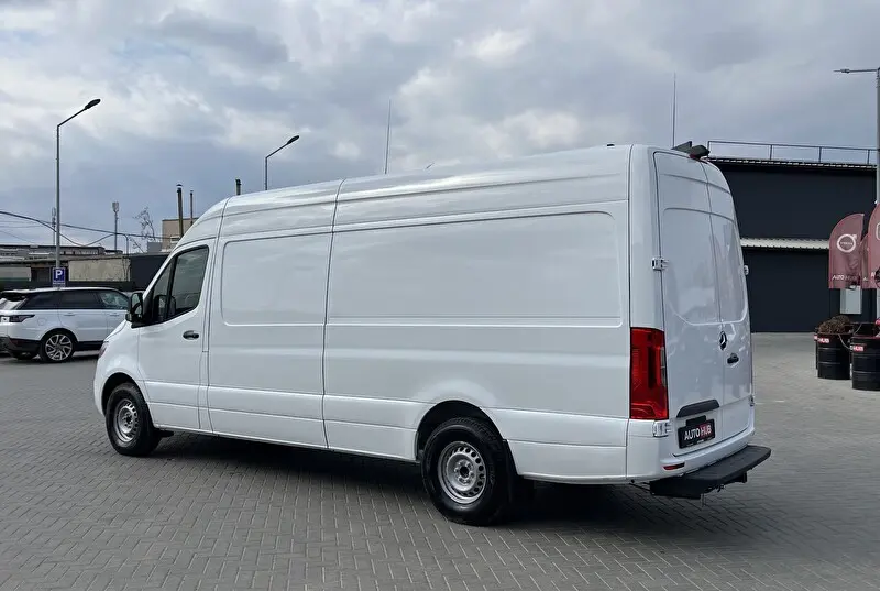 Mercedes-Benz V-Class 2021 фото 7