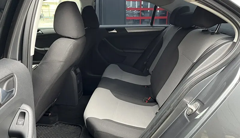 Volkswagen Jetta 2016 foto 9