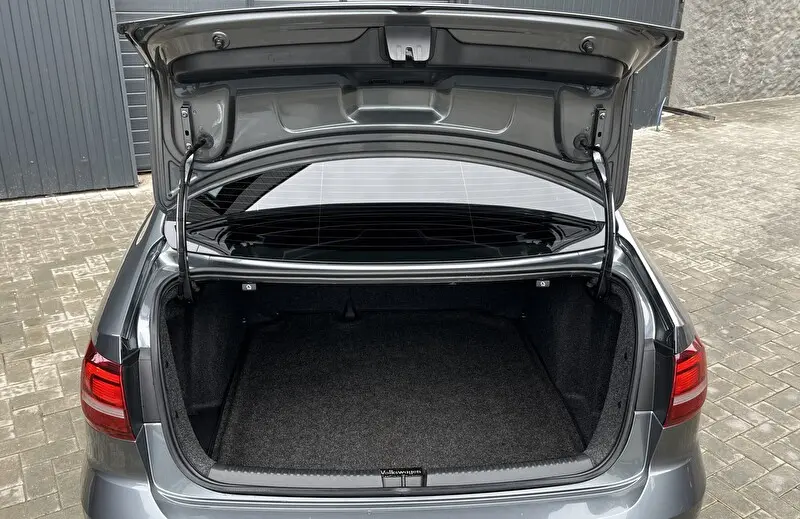 Volkswagen Jetta 2016 foto 8