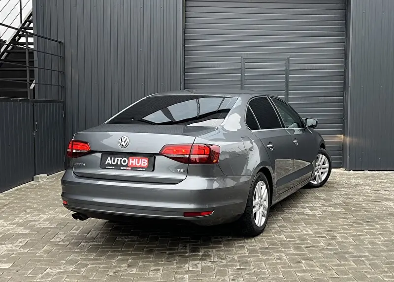 Volkswagen Jetta 2016 foto 7