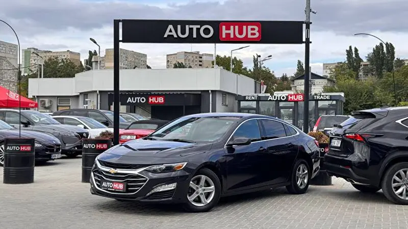 Chevrolet Malibu 2023 фото 1