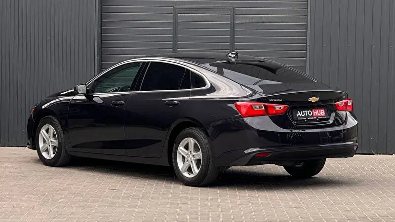 Chevrolet Malibu 2023 фото 7