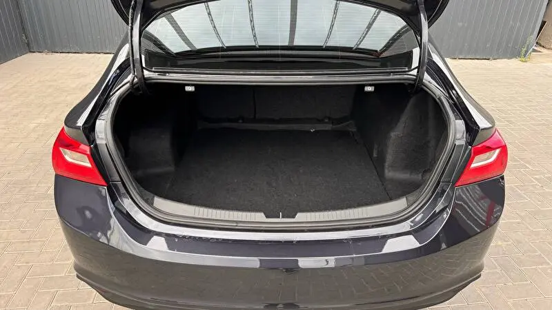 Chevrolet Malibu 2023 фото 14