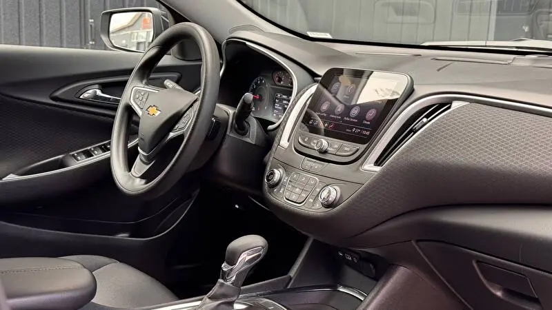 Chevrolet Malibu 2023 фото 13
