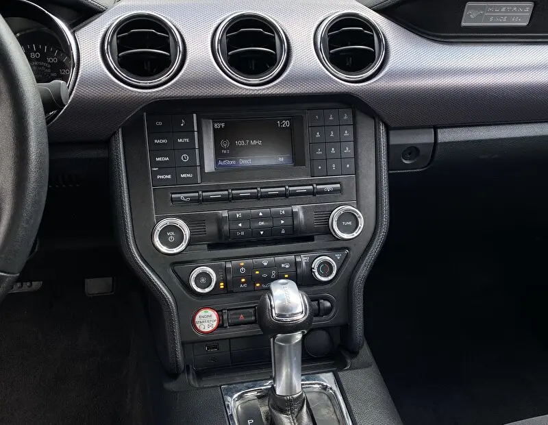Ford Mustang 2017 фото 12