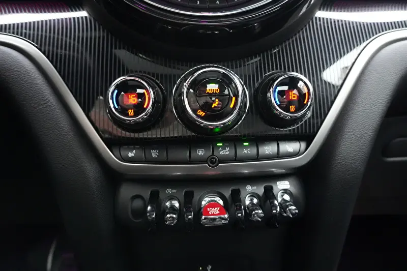 MINI Countryman 2019 фото 15