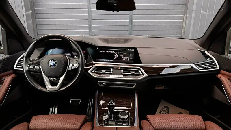 BMW X5 2023 фото 8