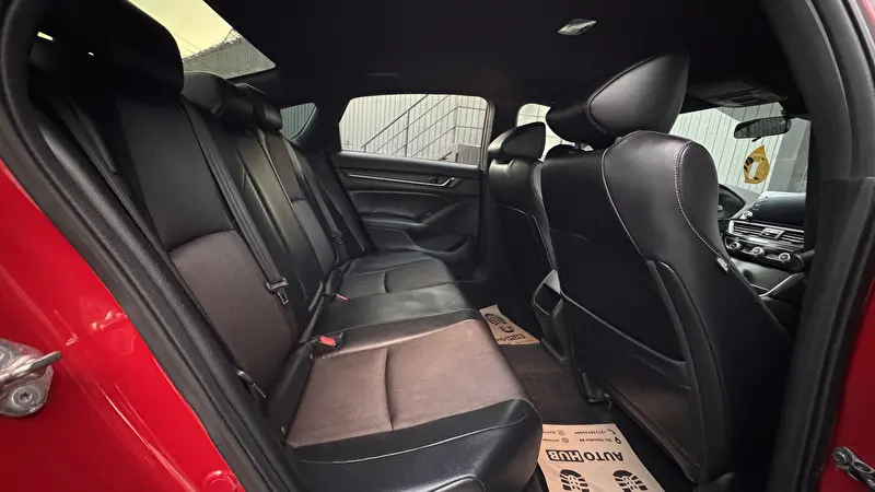 Honda Accord 2017 photo 13