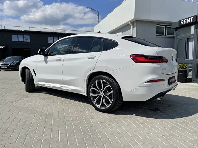 BMW X4 2019 фото 8