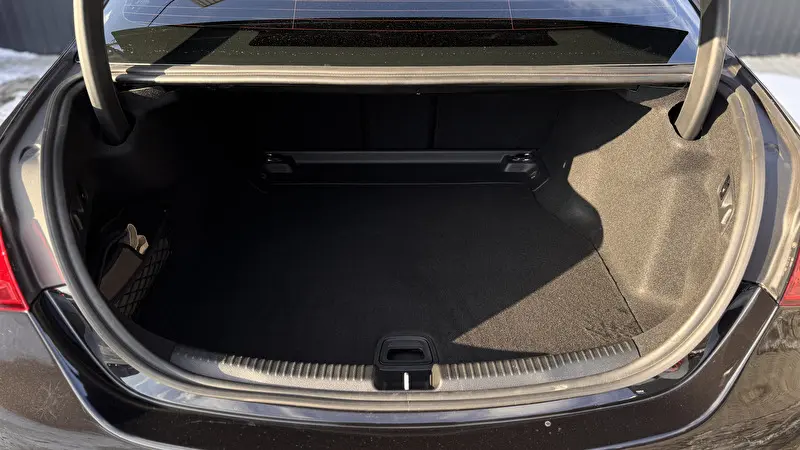 Mercedes-Benz C-Class 2023 фото 14