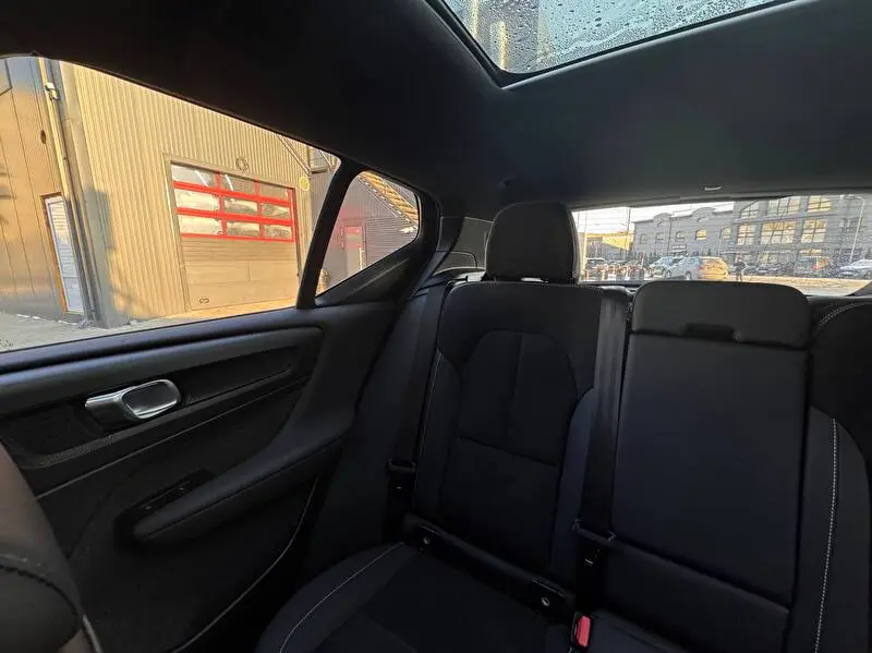 Volvo XC40 2022 foto 13