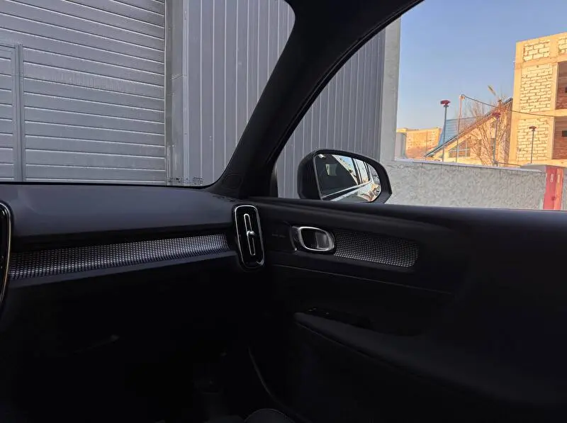 Volvo XC40 2022 foto 11