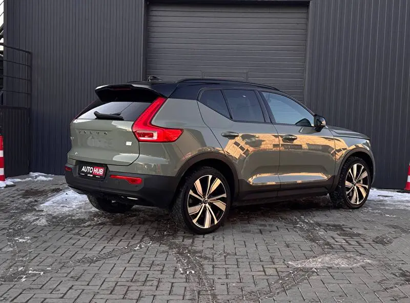 Volvo XC40 2022 foto 3