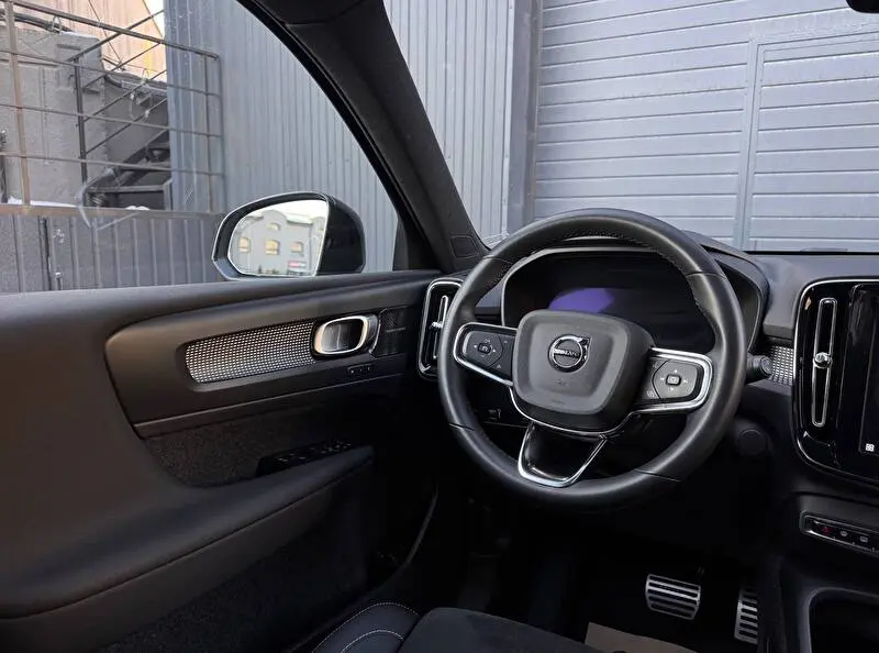Volvo XC40 2022 foto 10