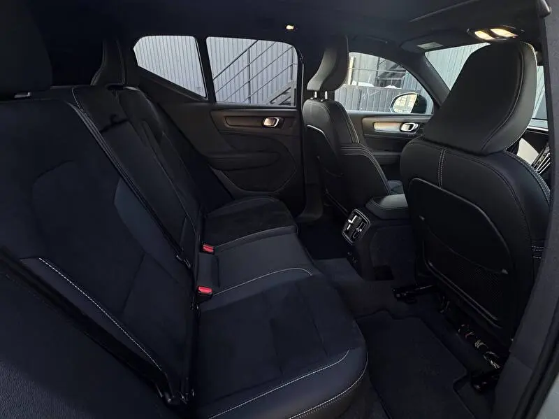 Volvo XC40 2022 foto 15