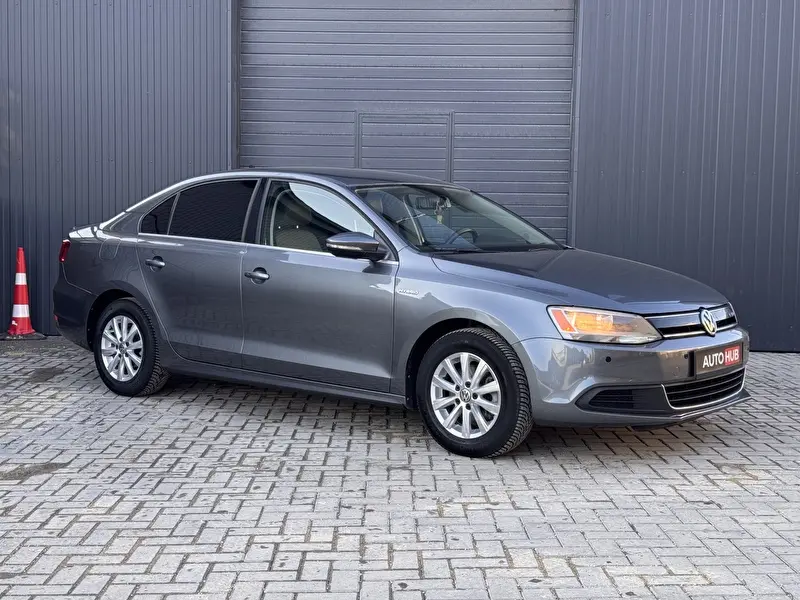 Volkswagen Jetta 2013 фото 11