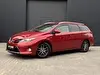 Toyota Auris 2014 фото 4