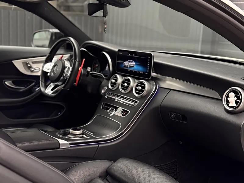 Mercedes-Benz C-Class 2018 фото 12