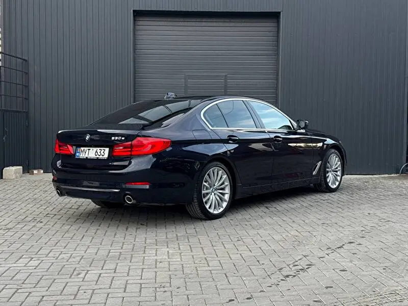 BMW 5-Series 2020 фото 7