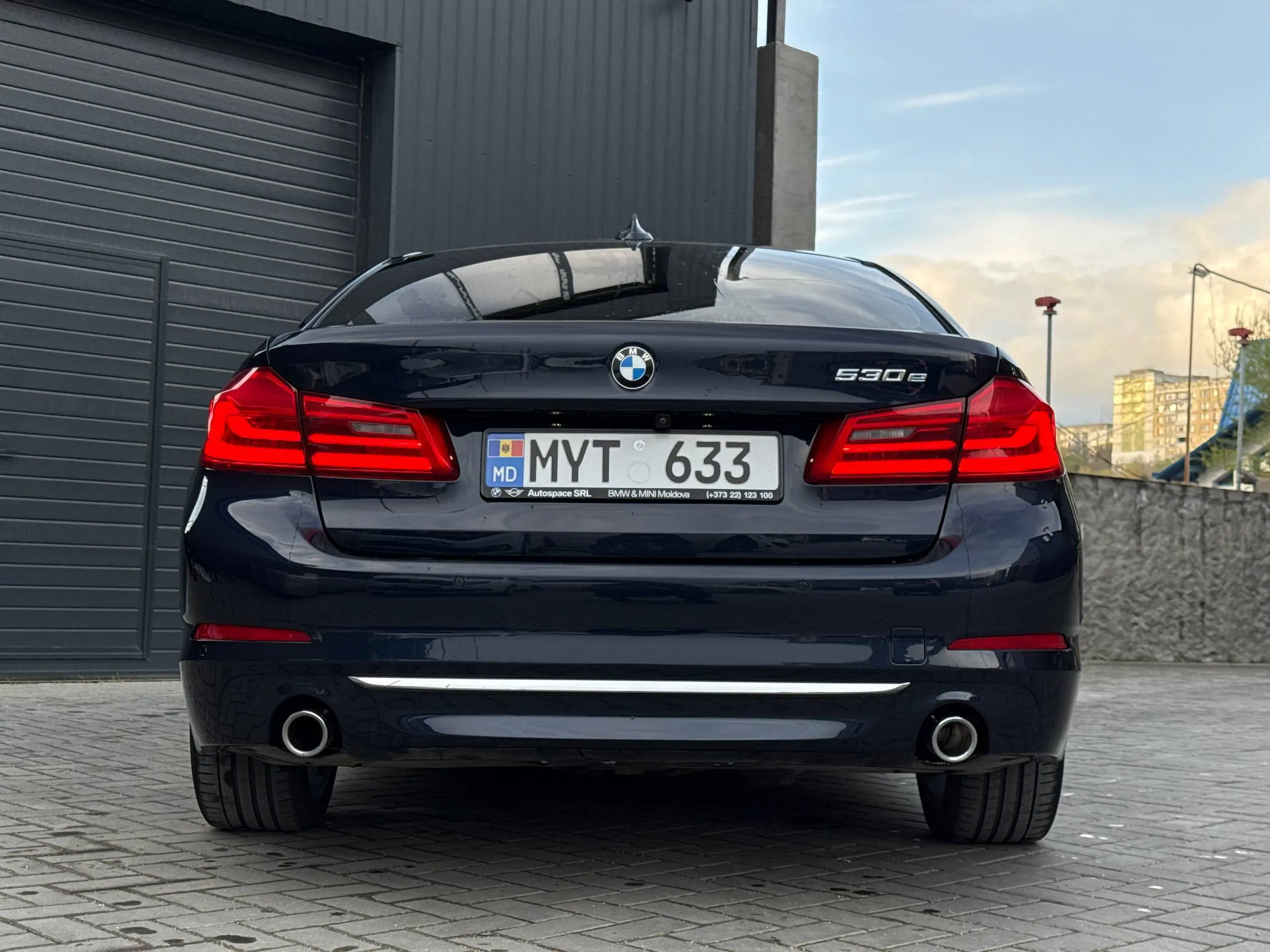 BMW 5-Series
