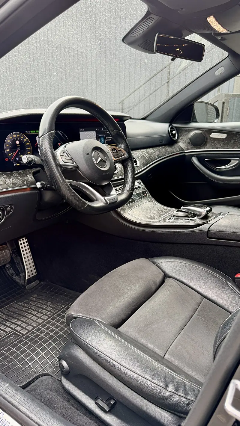 Mercedes-Benz E-Class 2018 фото 6