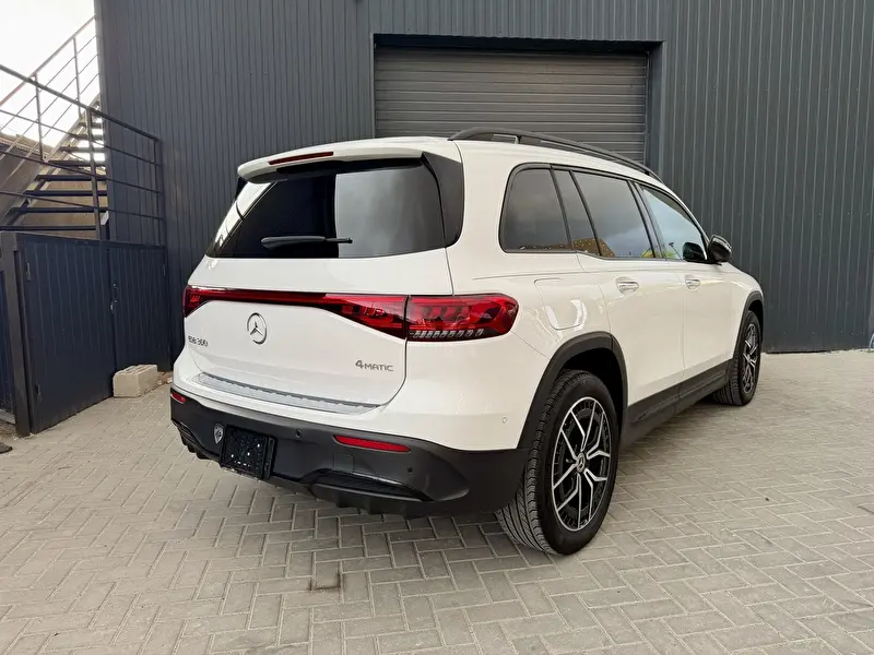 Mercedes-Benz EQB 2023 foto 5
