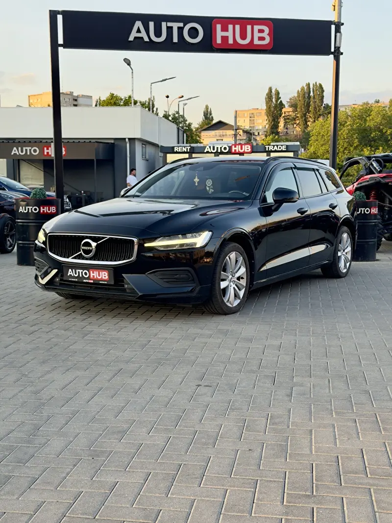 Volvo V60 2018 фото 1