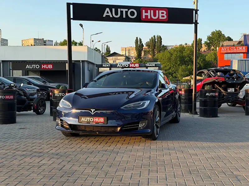 Tesla Model S 2017 фото 1