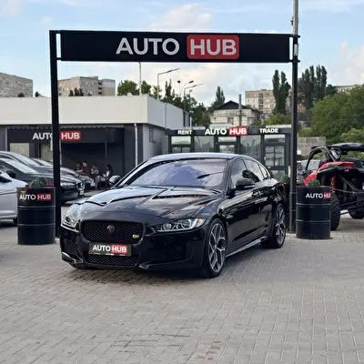 Jaguar XE, 2018