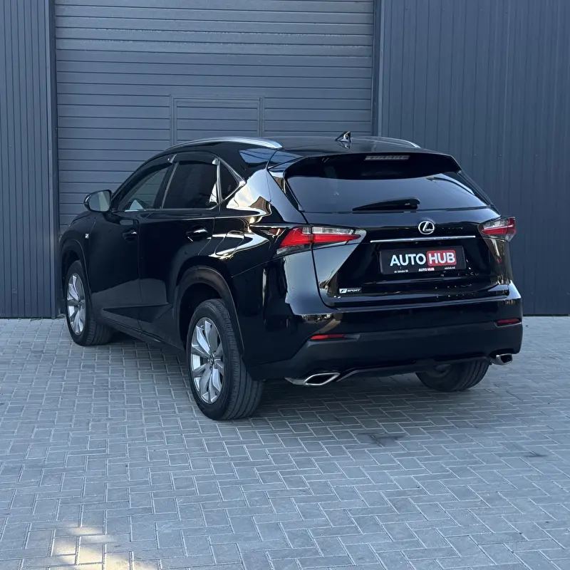 Lexus NX300 2017 фото 5