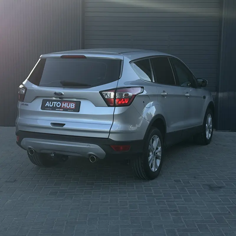 Ford Kuga 2017 фото 4