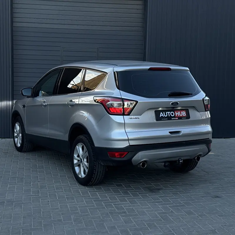 Ford Kuga 2017 фото 5