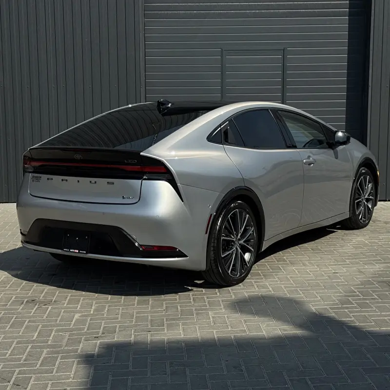 Toyota Prius 2024 фото 4