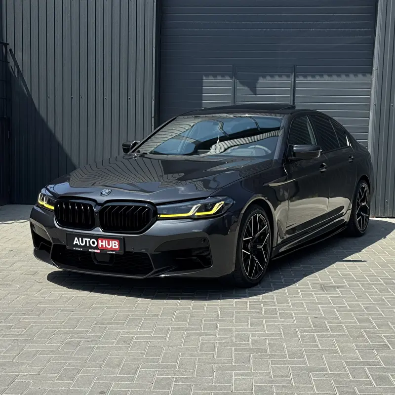 BMW 5-Series 2017 фото 3