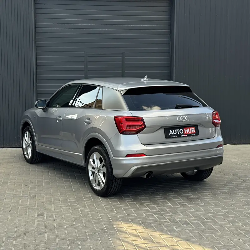 Audi Q2 2017 фото 5