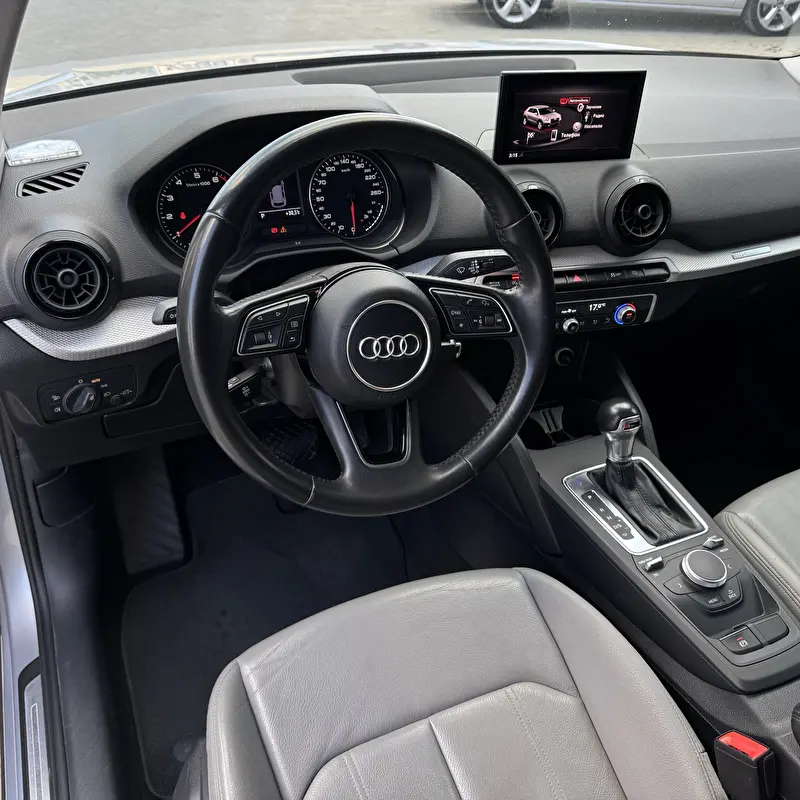 Audi Q2 2017 фото 6