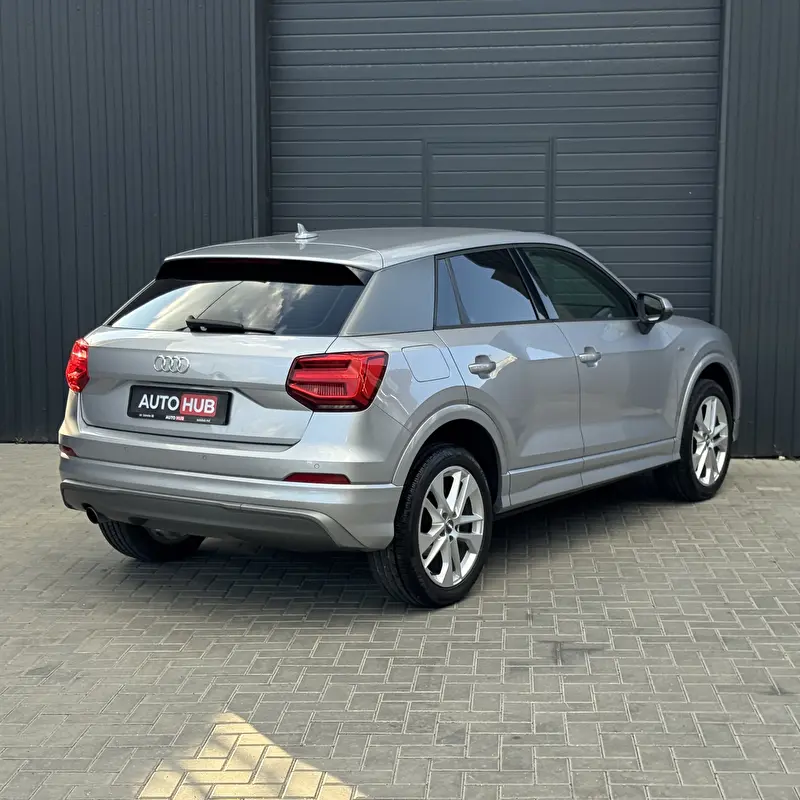 Audi Q2 2017 фото 4