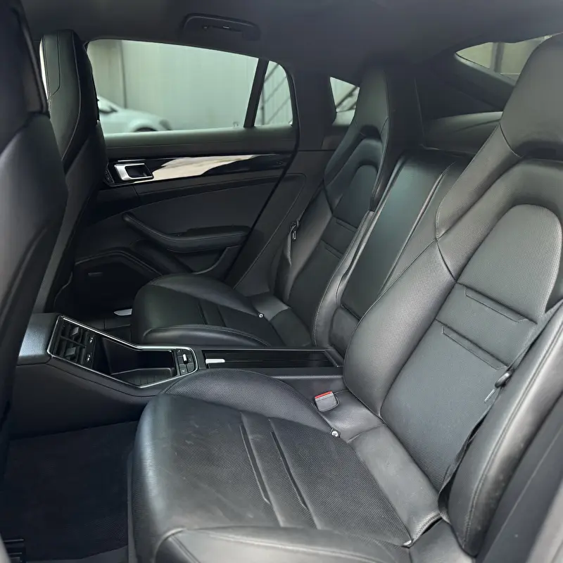 Porsche Panamera 2018 фото 8