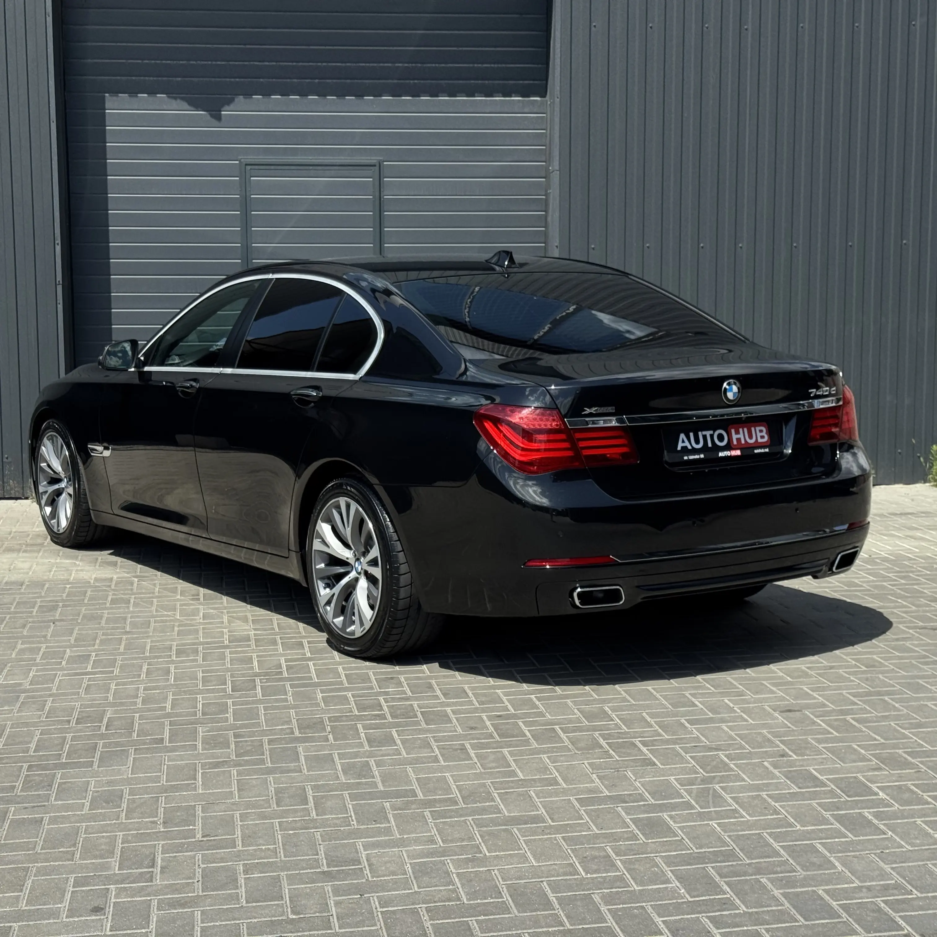 BMW 7-Series