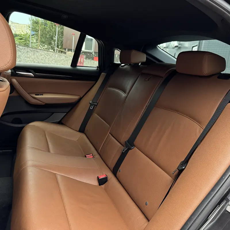 BMW X4 2017 фото 8