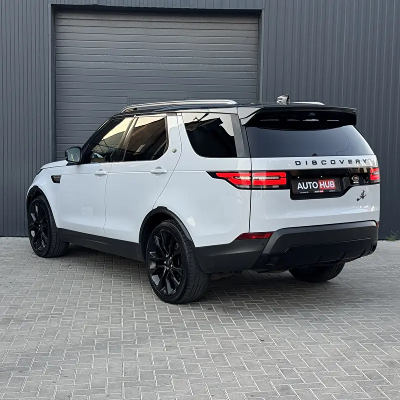 Land Rover Discovery 2017 фото 5