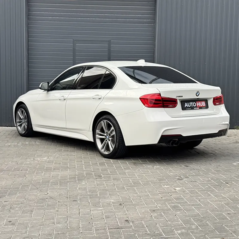 BMW 3-Series 2018 photo 4