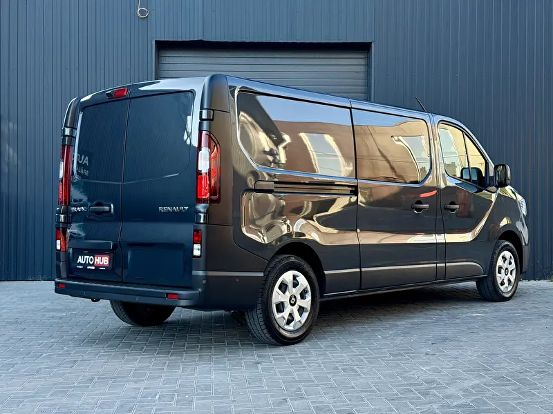 Renault Trafic 2025 foto 4