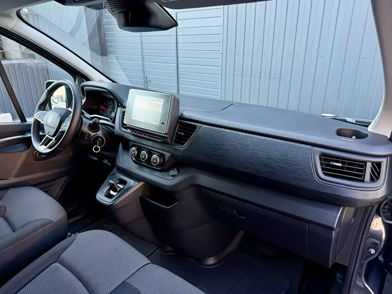 Renault Trafic 2025 фото 7