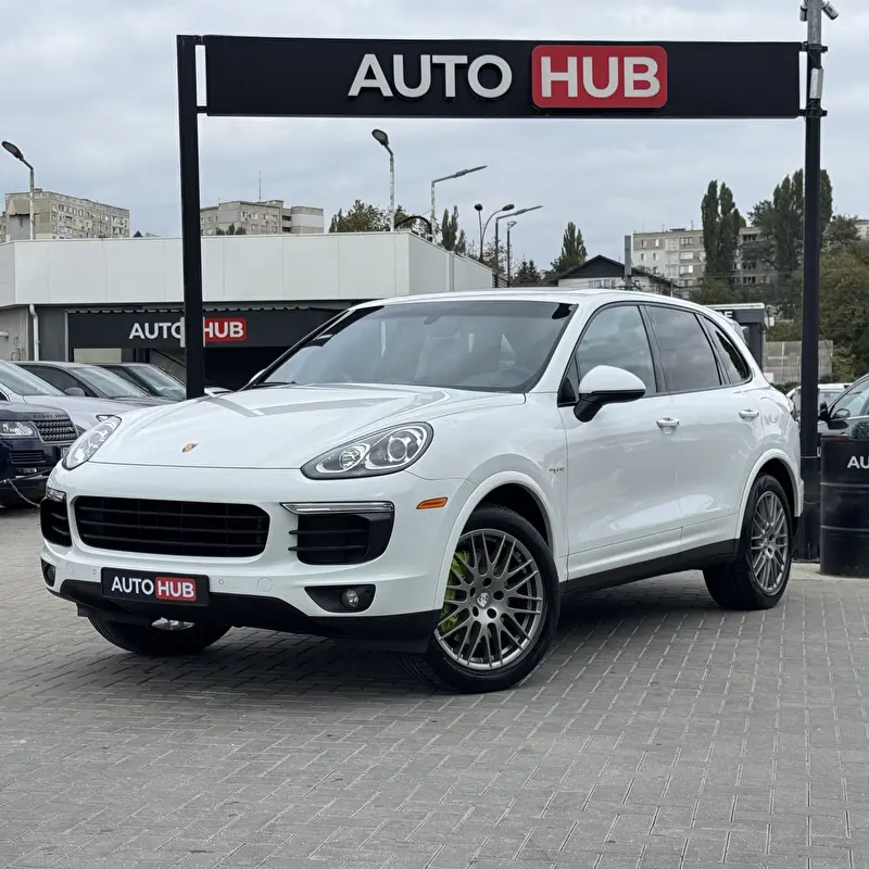 Porsche Cayenne 2015 фото 1