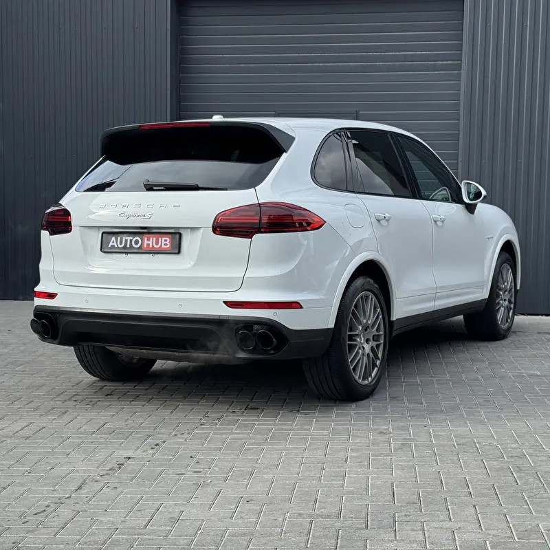 Porsche Cayenne 2015 фото 4