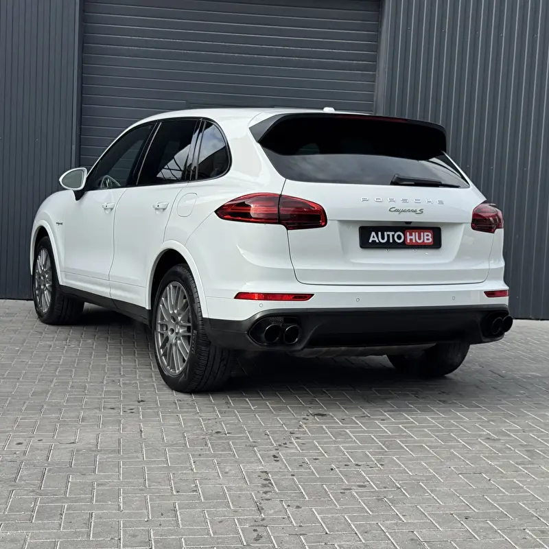 Porsche Cayenne 2015 фото 5