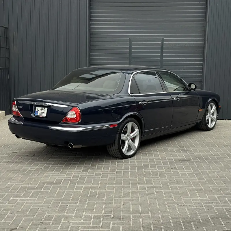 Jaguar XJ 2006 photo 4